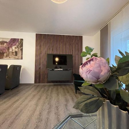Exklusive Wohnung Zentral Mit Grossem Balkon ロースハイム エクステリア 写真