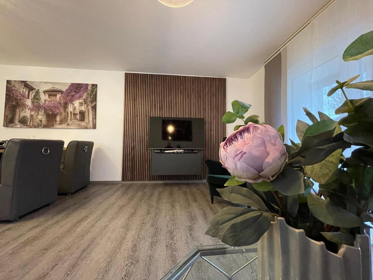 Exklusive Wohnung Zentral Mit Grossem Balkon ロースハイム エクステリア 写真
